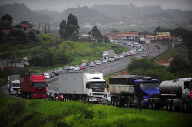 PGR: LEI SOBRE CONDIÇÕES DE TRABALHO DE MOTORISTAS RODOVIÁRIOS É INCONSTITUCIONAL.